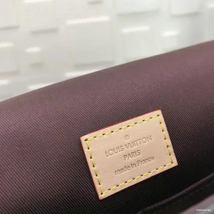 Fashionrep 19T1L0227 LV Bags 0523